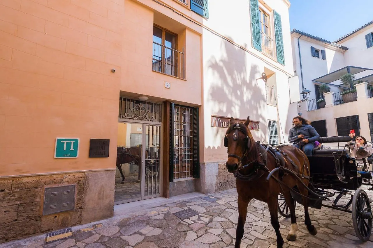 Vintage Palma Palace Apartments Ti